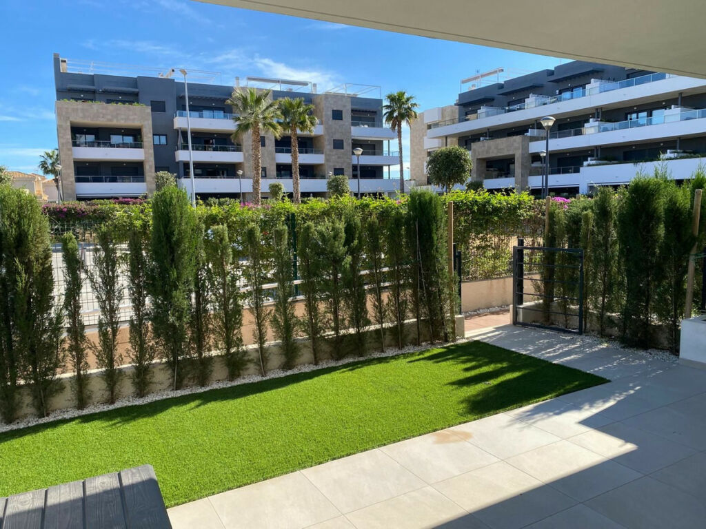 Ground Floor Apartment Playa Flamenca Alicante