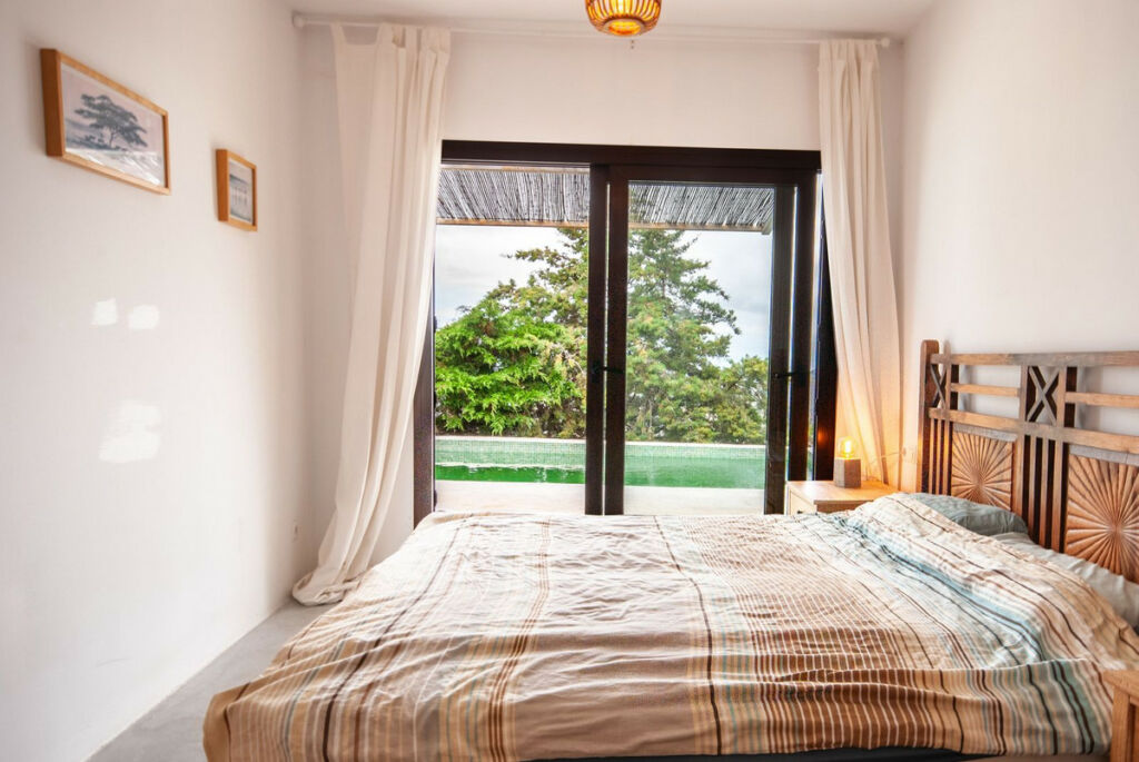 Detached Villa Sayalonga Málaga - image 16