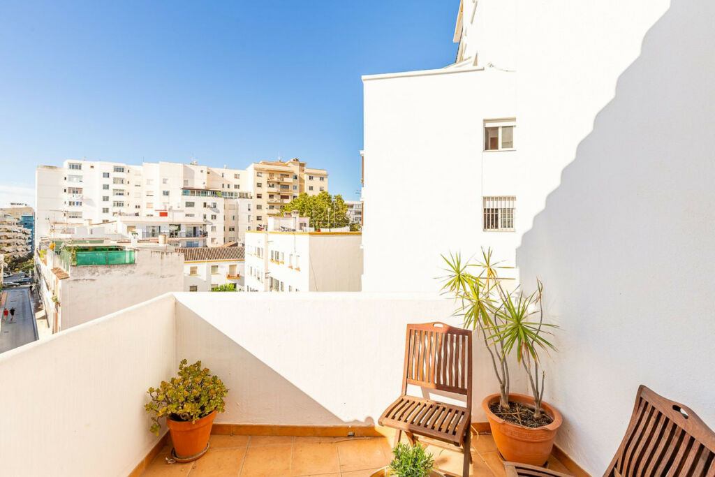 Top Floor Apartment Marbella Málaga - image 16