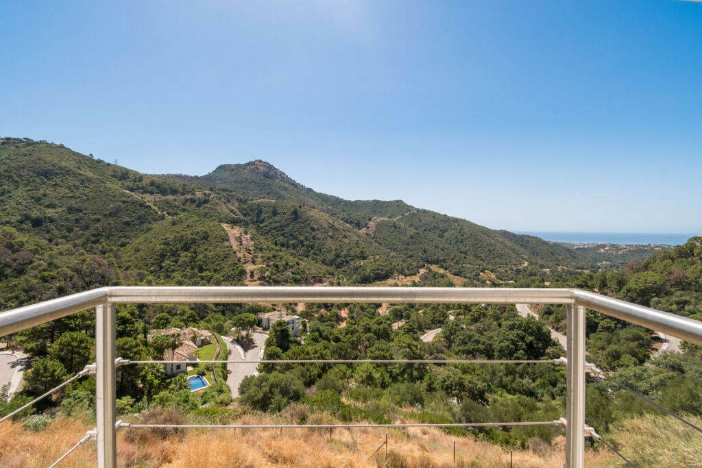 Detached Villa Benahavís Málaga - image 16