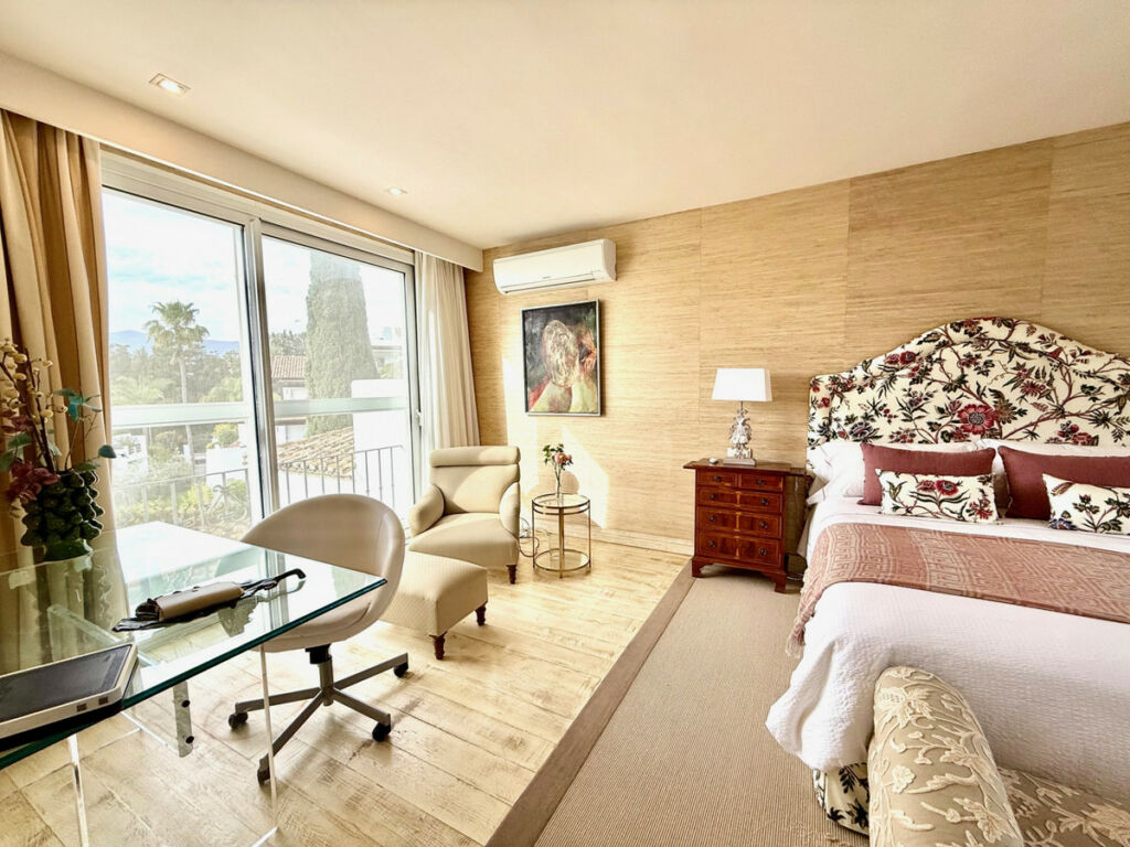 Penthouse Duplex Estepona Málaga - image 16