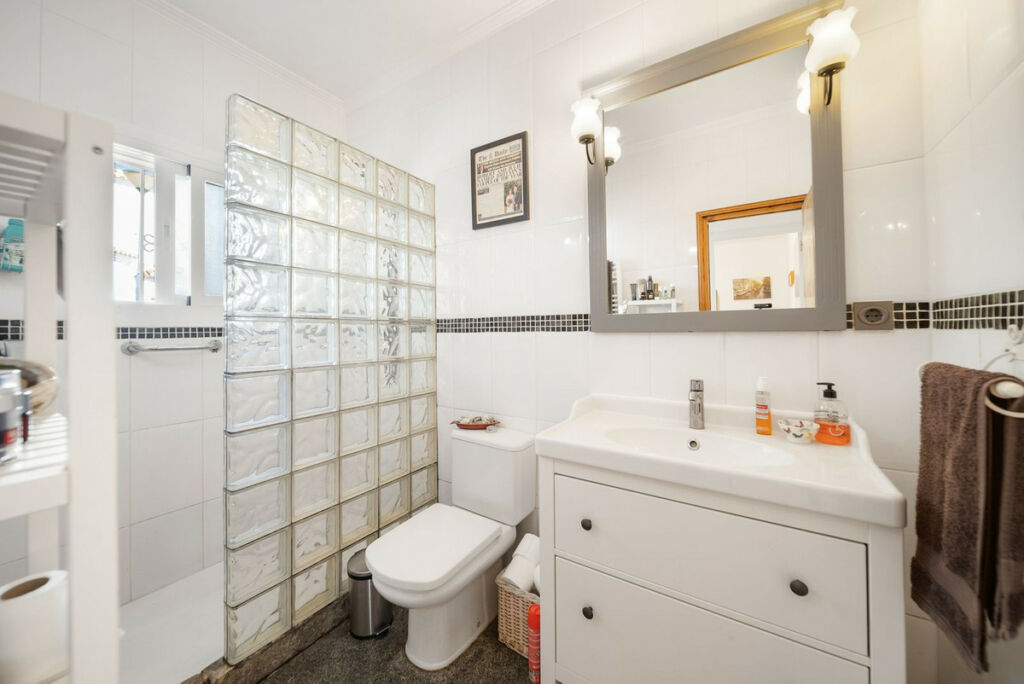Detached Villa Benalmadena Málaga - image 17