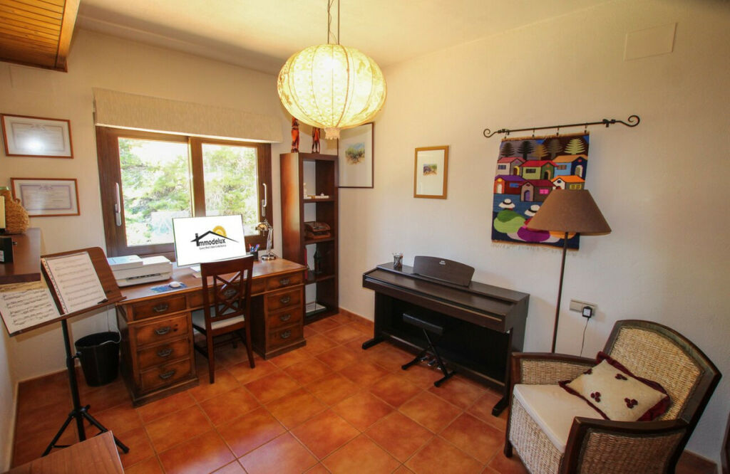 Detached Villa Calpe Alicante - image 17