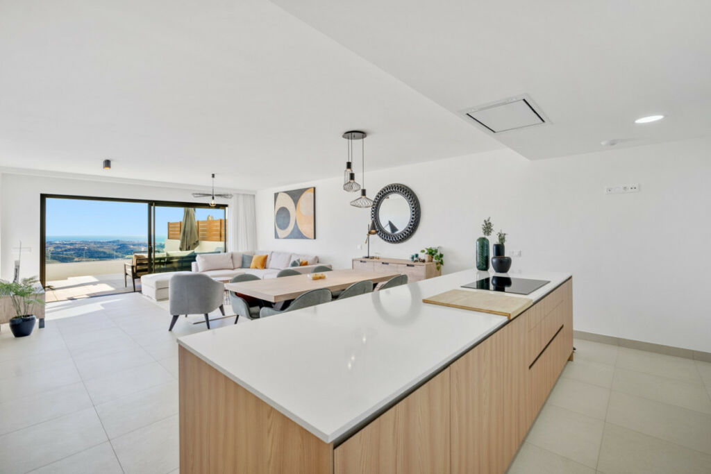 Middle Floor Apartment Calanova Golf Málaga - image 17