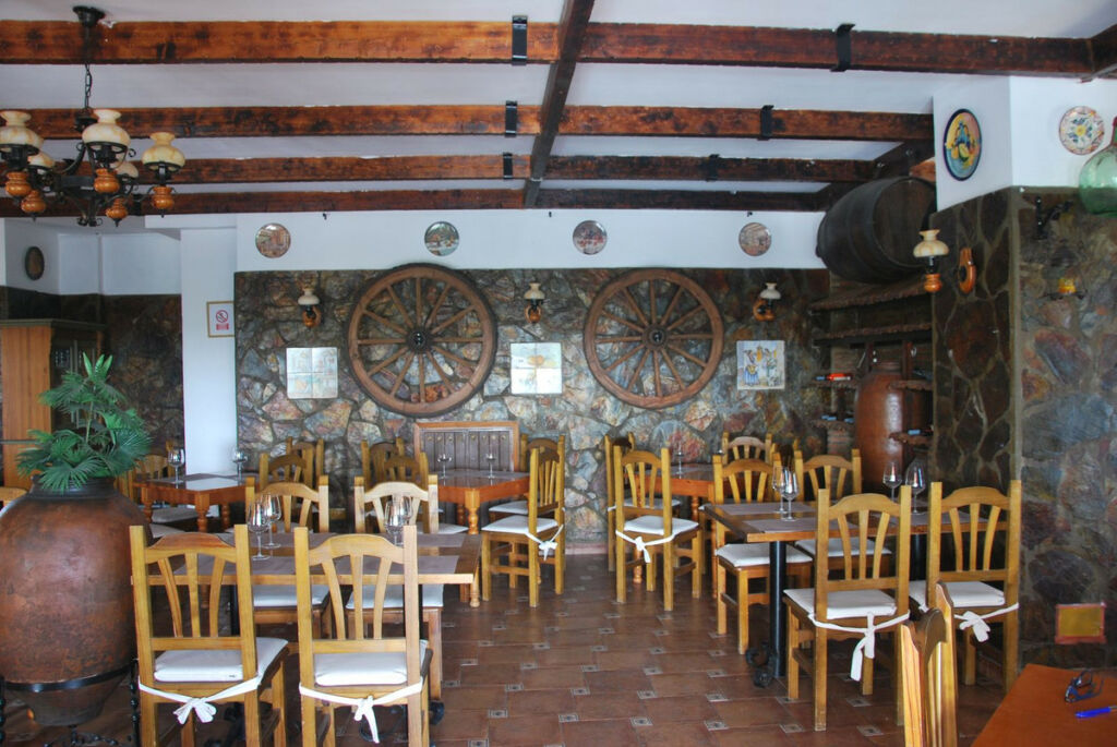 Restaurant New Golden Mile Málaga - image 17
