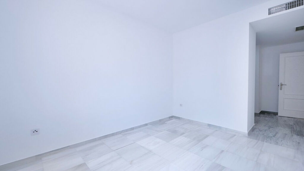Ground Floor Apartment Marbella Málaga - image 17
