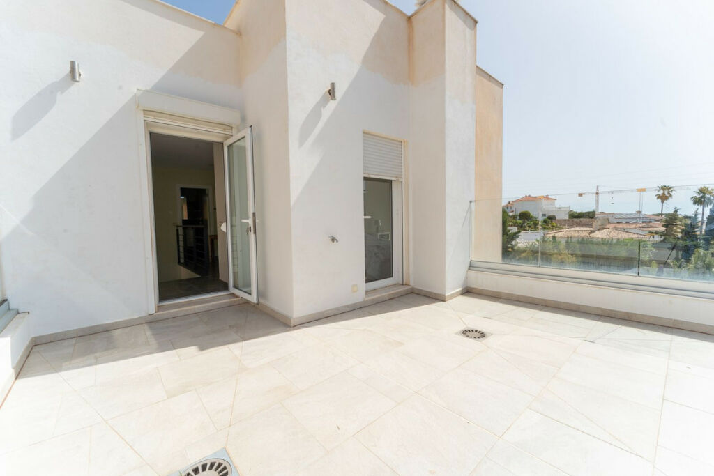 Detached Villa Torreblanca Málaga - image 17