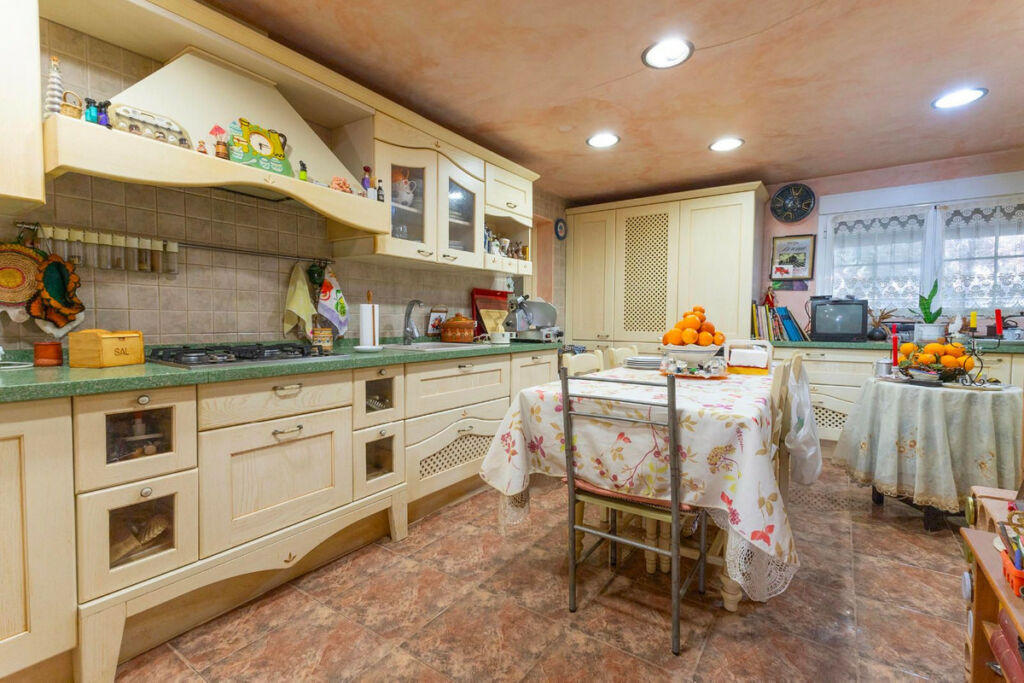 Detached Villa Lomas de Cabo Roig Alicante - image 17