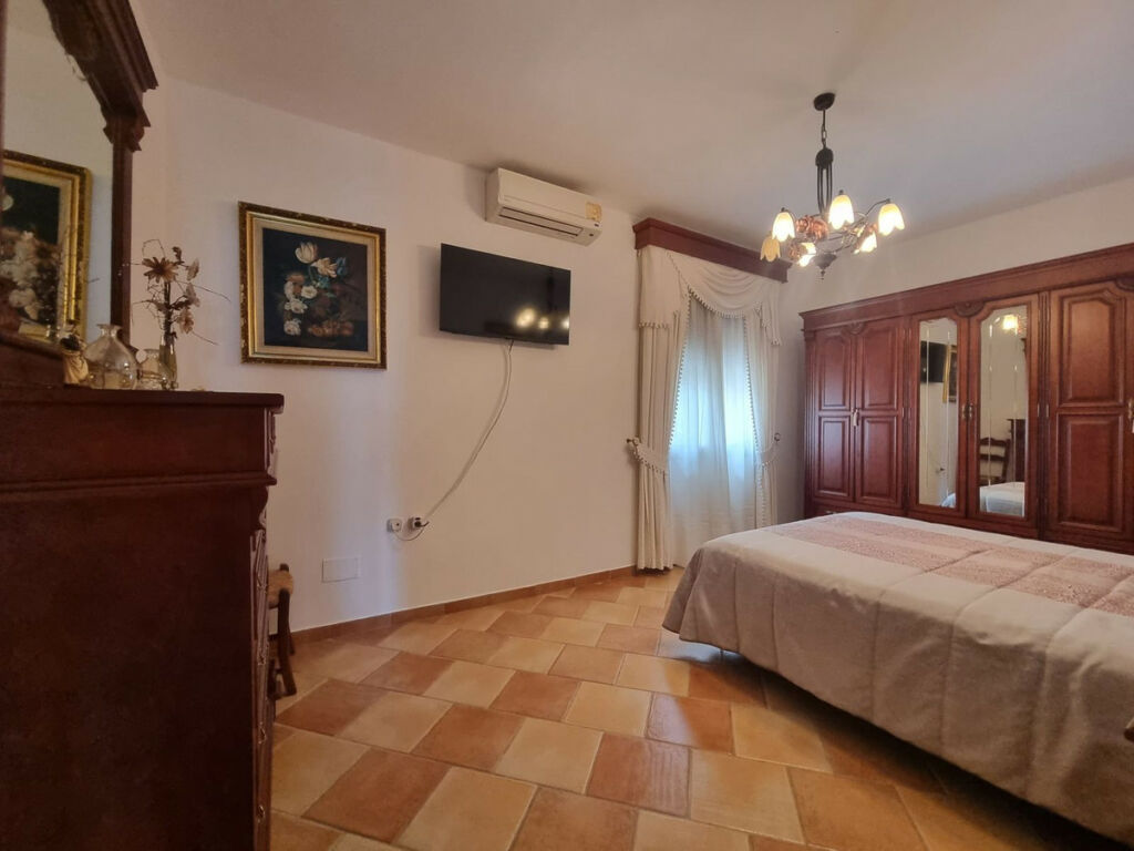 Detached Villa Alhaurín el Grande Málaga - image 17