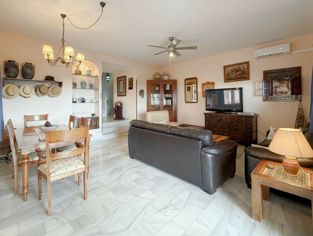 Townhouse Casares Playa Málaga - image 17
