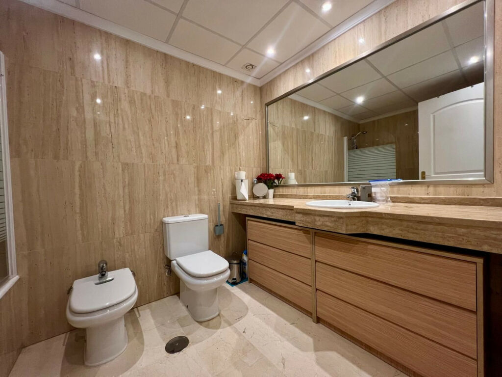 Ground Floor Apartment Elviria Málaga - image 17