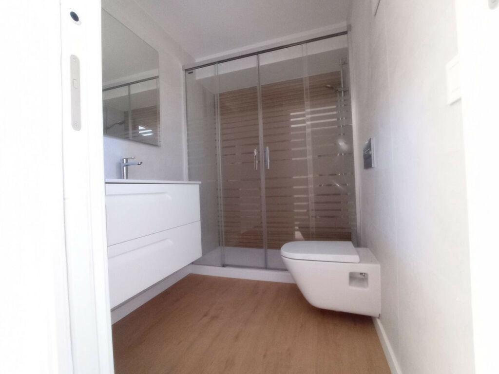 Middle Floor Apartment Málaga Centro Málaga - image 18