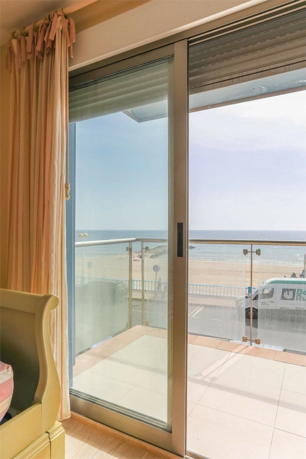 Middle Floor Apartment Torrevieja Alicante - image 15