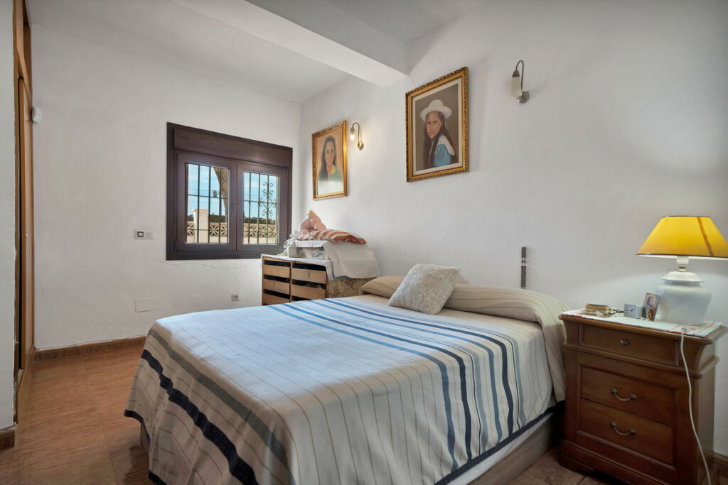 Detached Villa Marbella Málaga - image 17