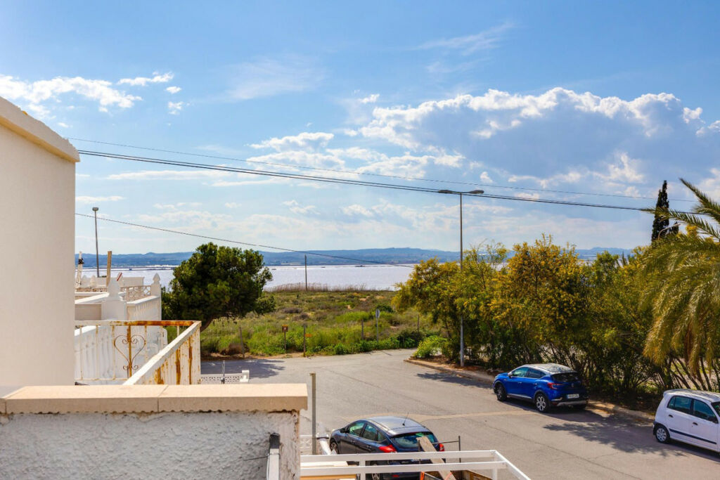 Duplex Torrevieja Alicante - image 17