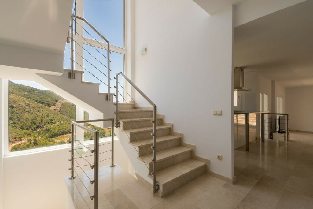 Detached Villa Benahavís Málaga - image 17