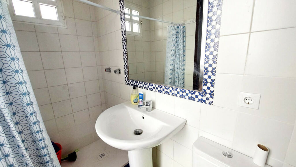 Townhouse Fuengirola Málaga - image 17