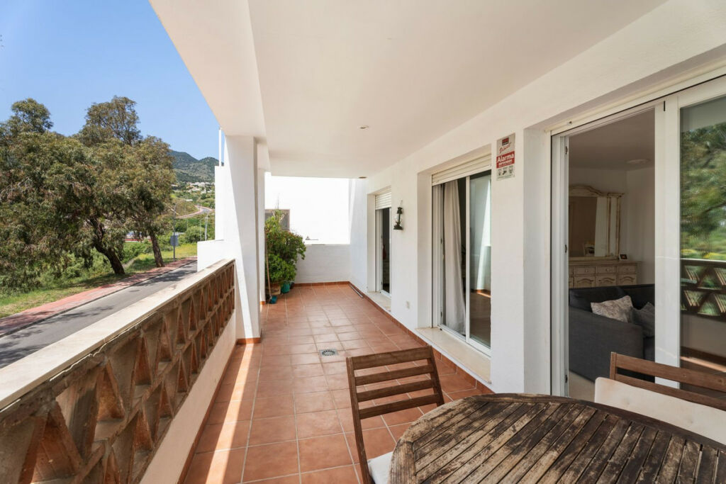 Middle Floor Apartment Torrequebrada Málaga - image 17