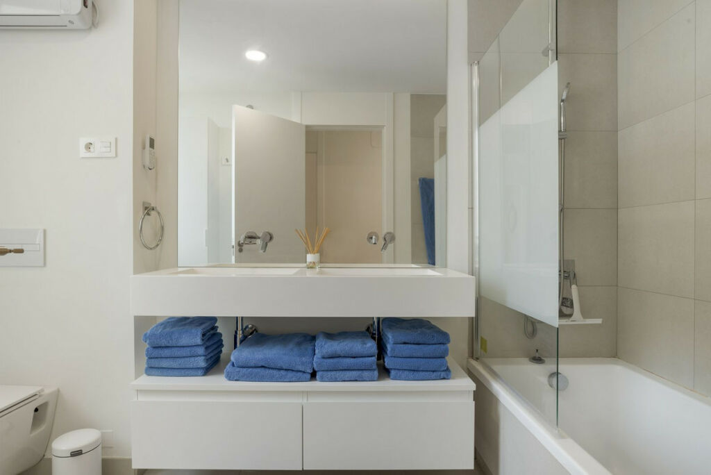 Middle Floor Apartment Calanova Golf Málaga - image 17