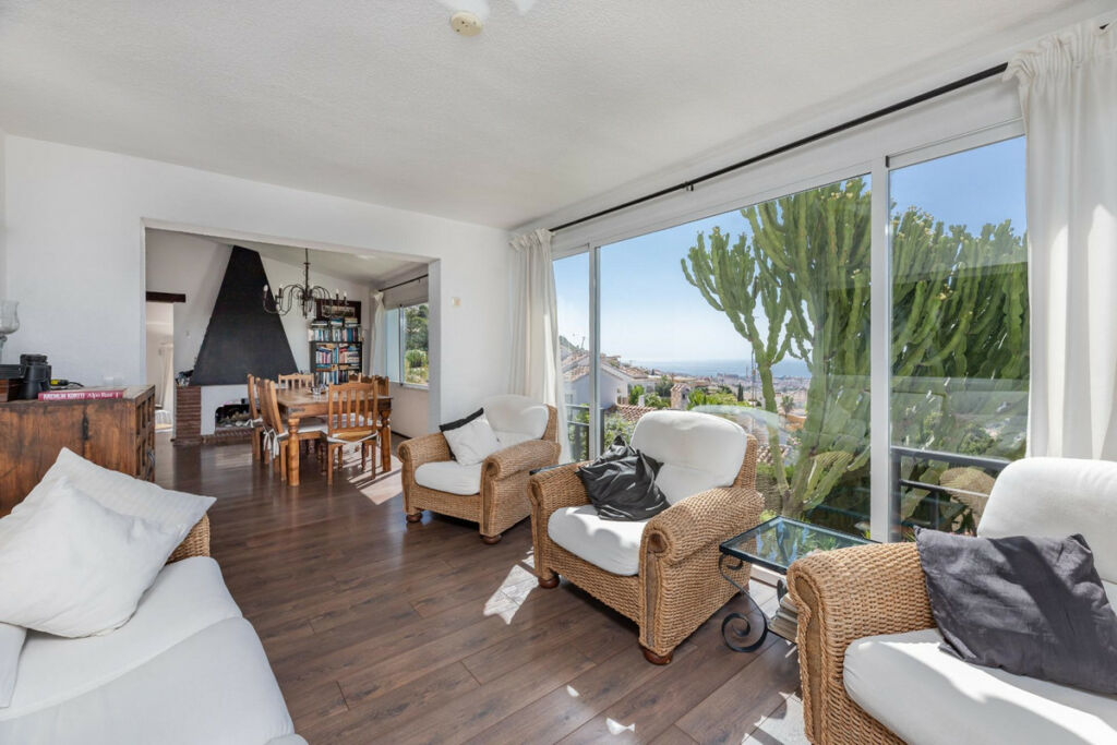 Detached Villa Benalmadena Málaga - image 17