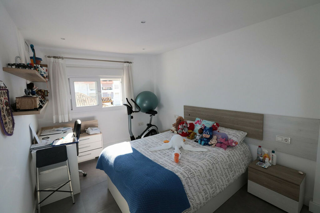Penthouse San Pedro de Alcántara Málaga - image 17