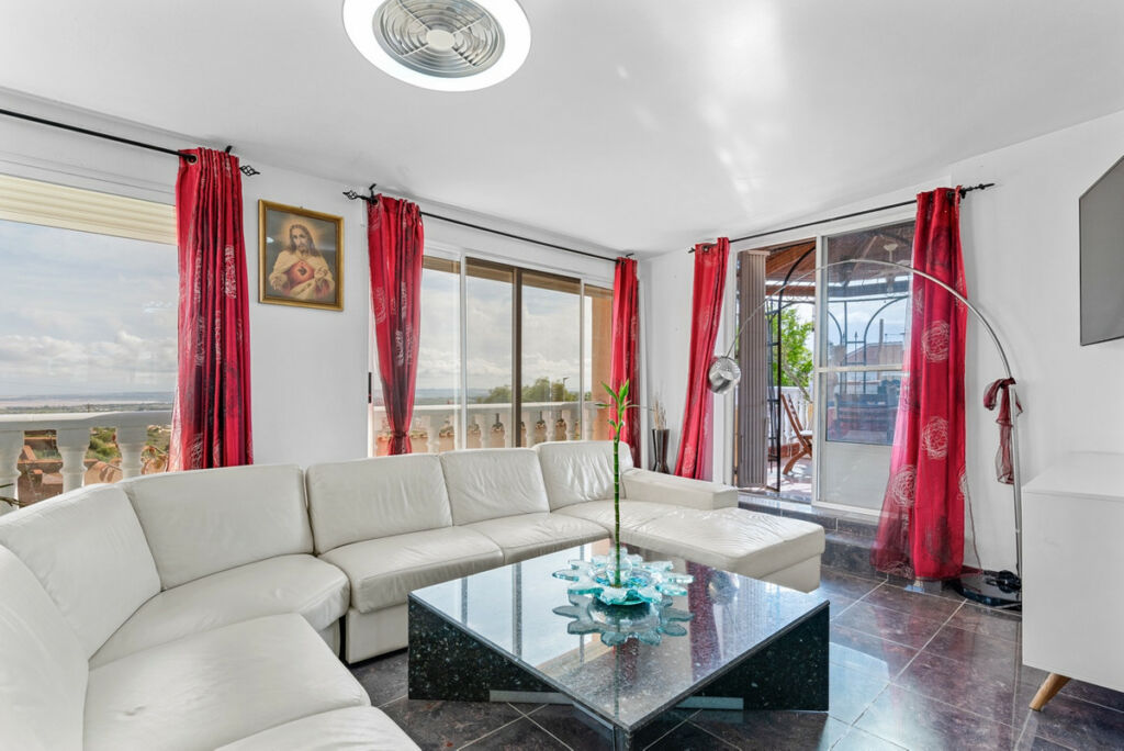Detached Villa Ciudad Quesada Alicante - image 17