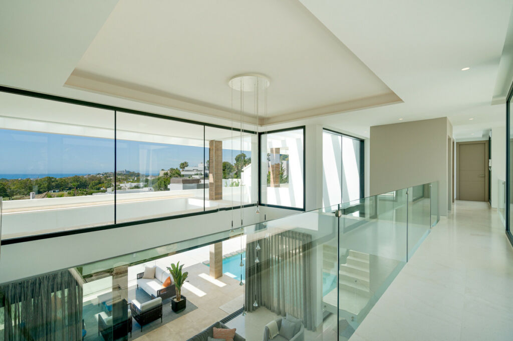 Detached Villa Benahavís Málaga - image 18