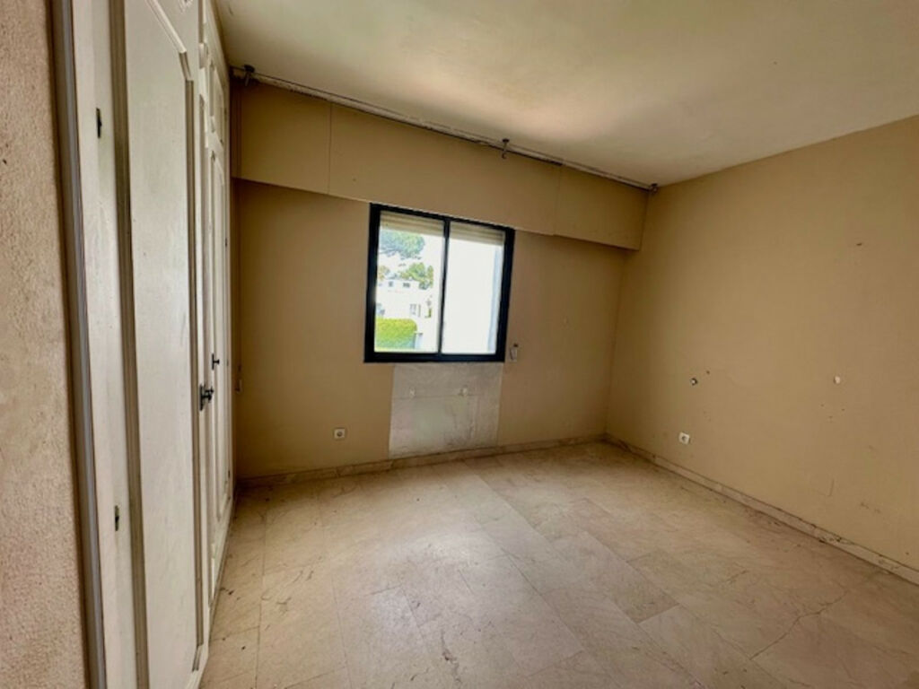 Middle Floor Apartment Estepona Málaga - image 18
