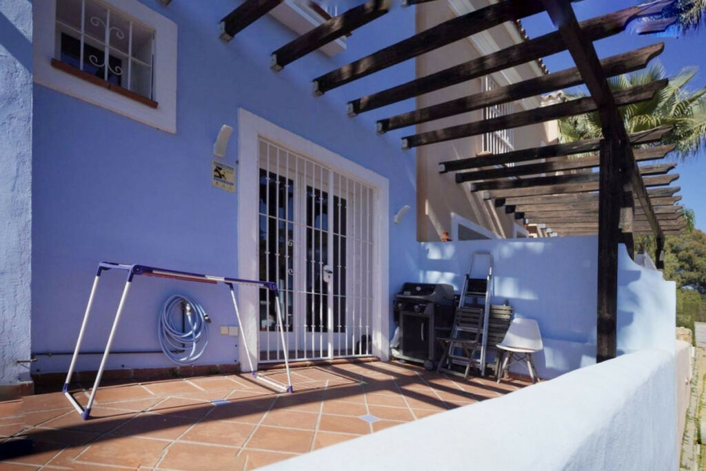Townhouse Aloha Málaga - image 18