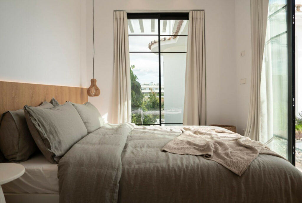 Detached Villa Nueva Andalucía Málaga - image 18