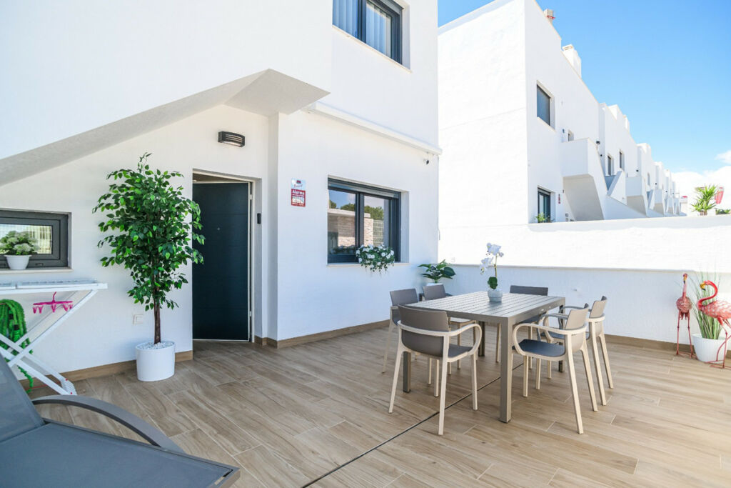 Ground Floor Apartment Torrevieja Alicante - image 18