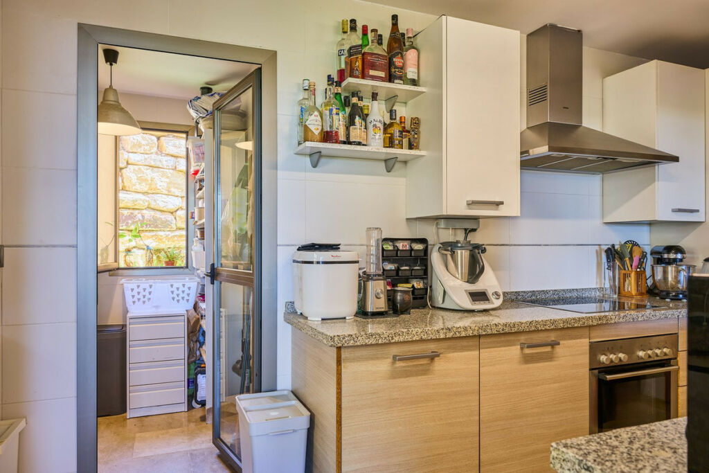 Ground Floor Apartment Benahavís Málaga - image 18