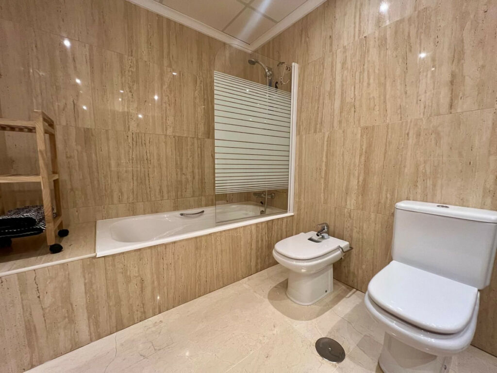 Ground Floor Apartment Elviria Málaga - image 18