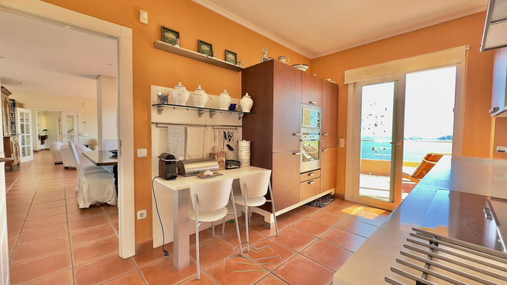 Detached Villa Javea Alicante - image 18