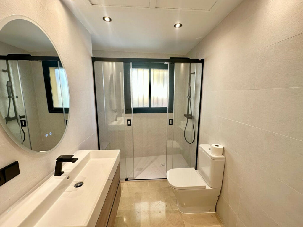 Middle Floor Apartment San Pedro de Alcántara Málaga - image 16