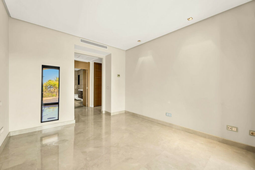 Ground Floor Apartment La Quinta Málaga - image 18