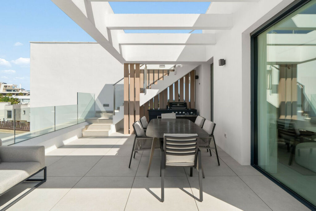 Penthouse Duplex Artola Málaga - image 18