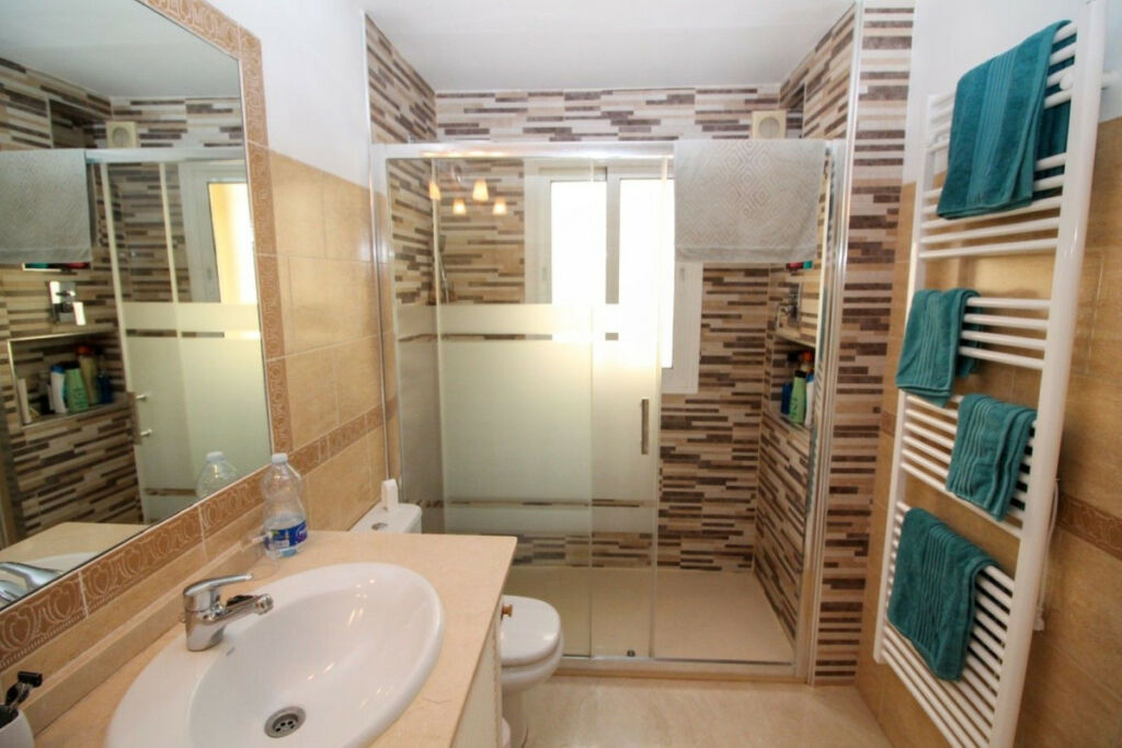 Townhouse Riviera del Sol Málaga - image 18