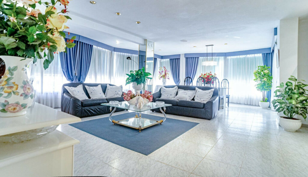 Middle Floor Apartment Benidorm Alicante - image 18