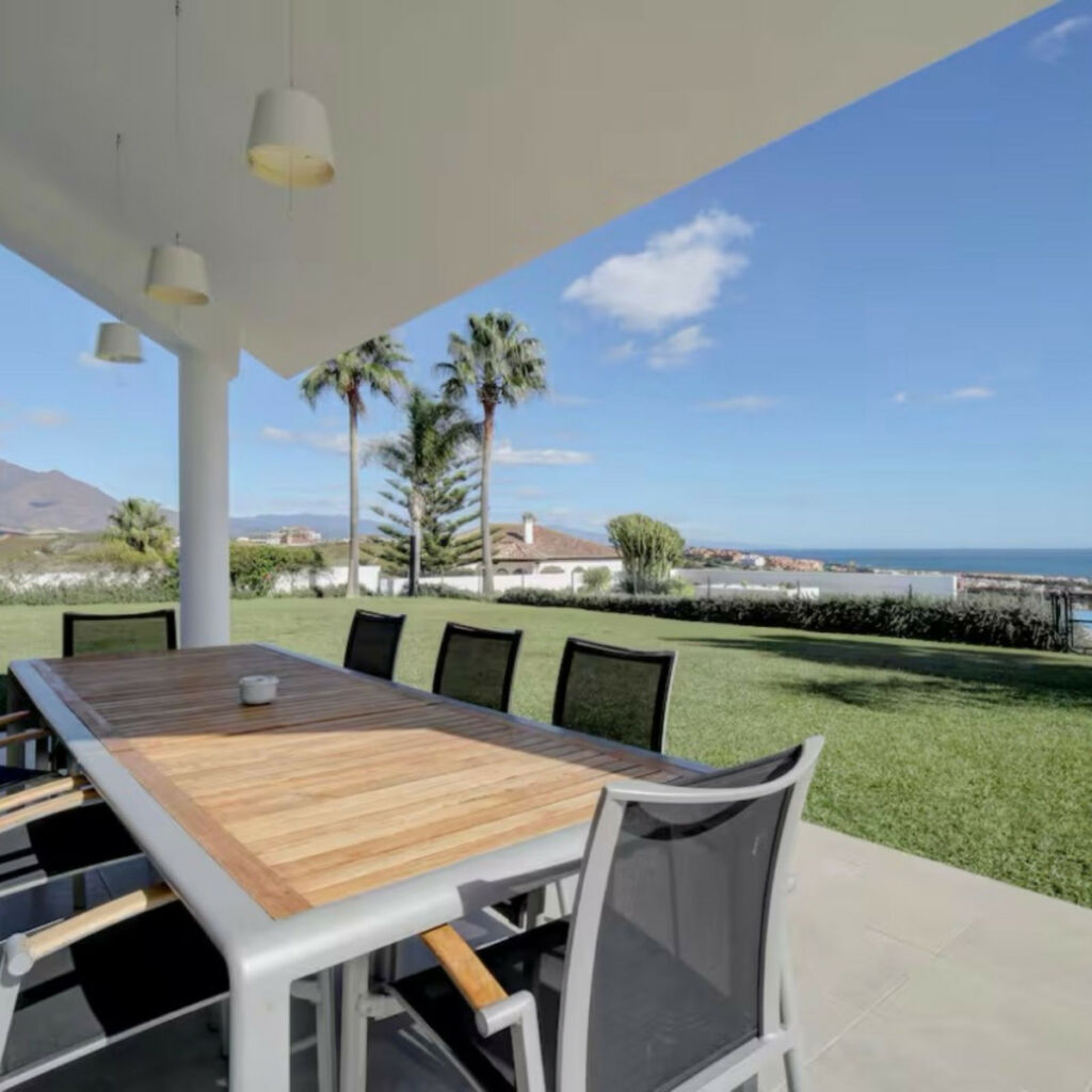Detached Villa Manilva Málaga - image 7