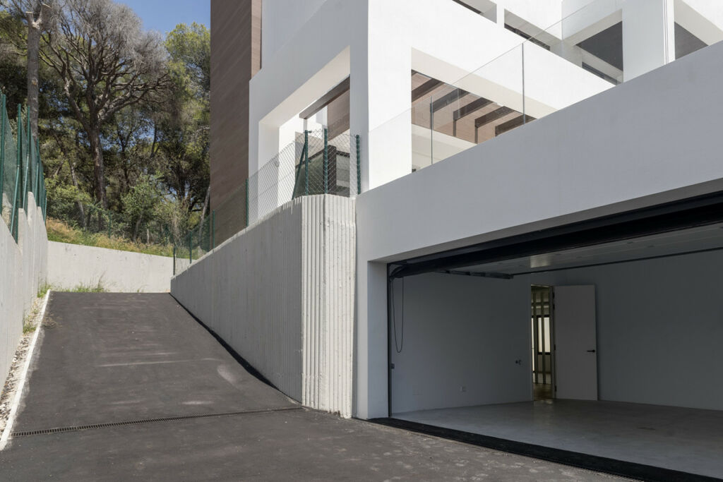 Detached Villa Marbella Málaga - image 18
