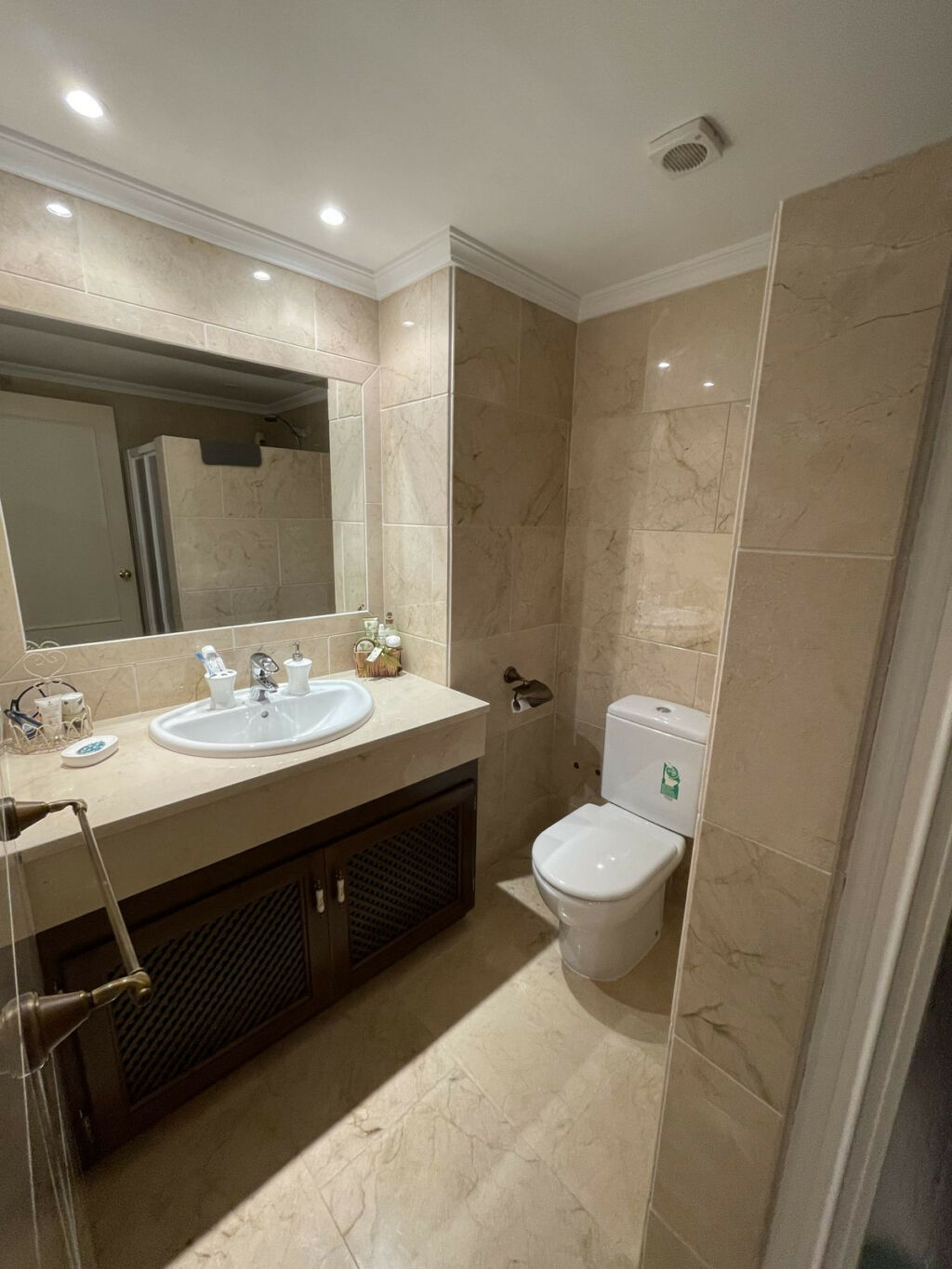 Townhouse Altos de los Monteros Málaga - image 18