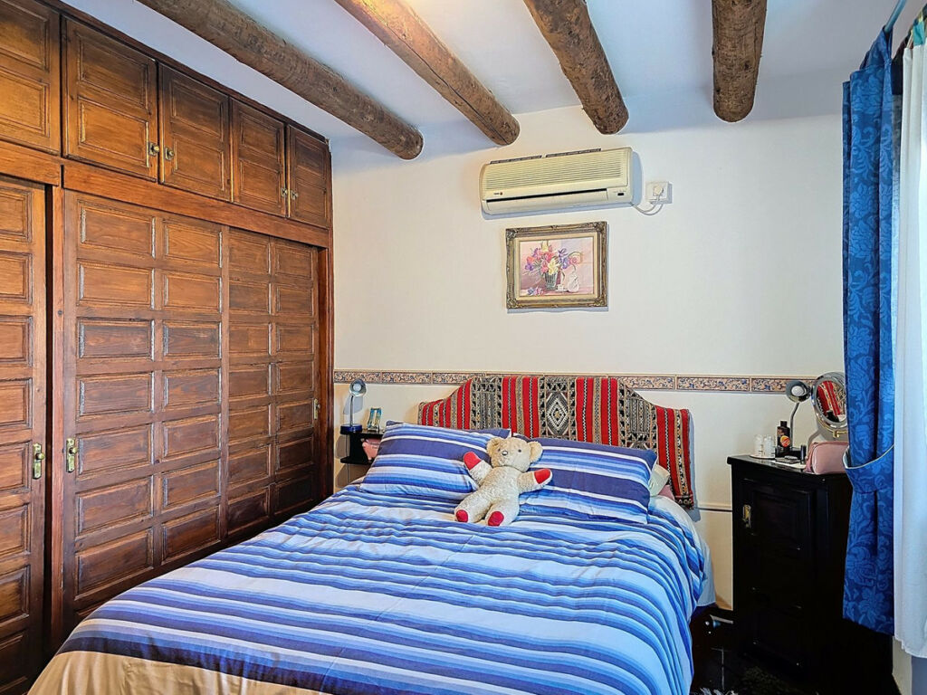 Detached Villa Cómpeta Málaga - image 18