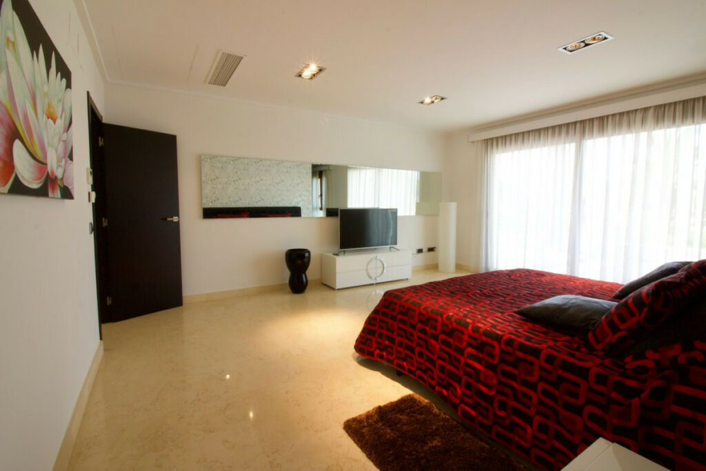 Detached Villa Orihuela Costa Alicante - image 18