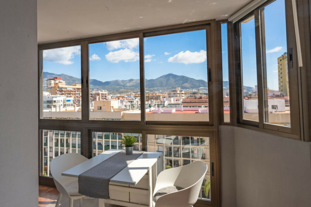 Top Floor Apartment Fuengirola Málaga - image 18