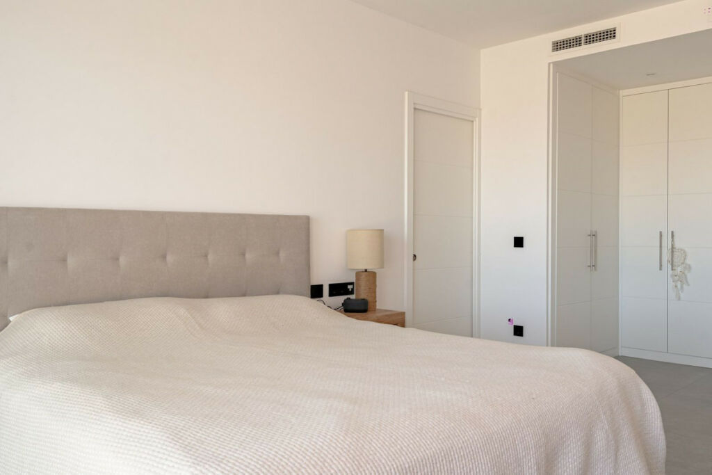 Penthouse Duplex Estepona Málaga - image 18