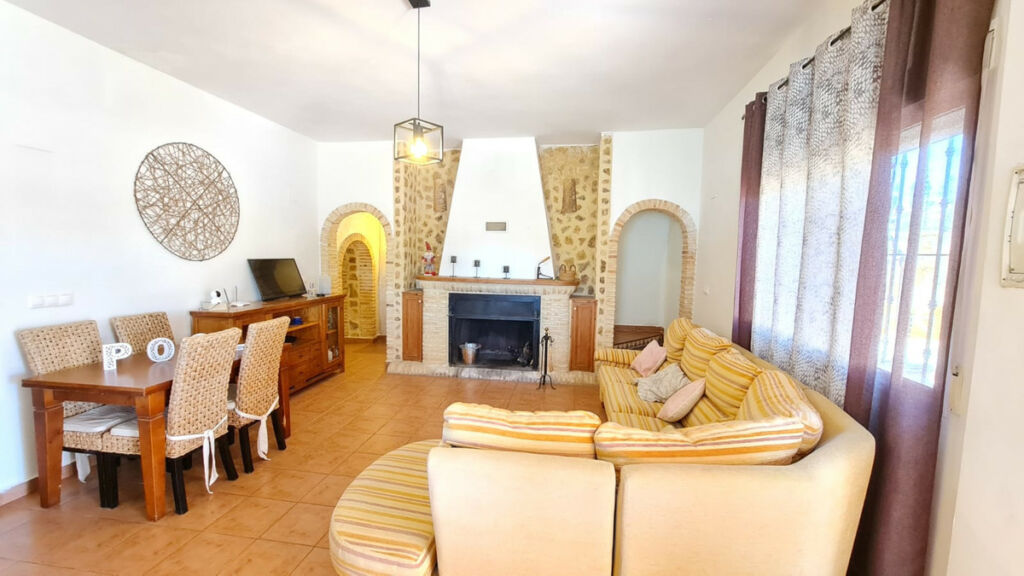 Detached Villa La Romana Alicante - image 18