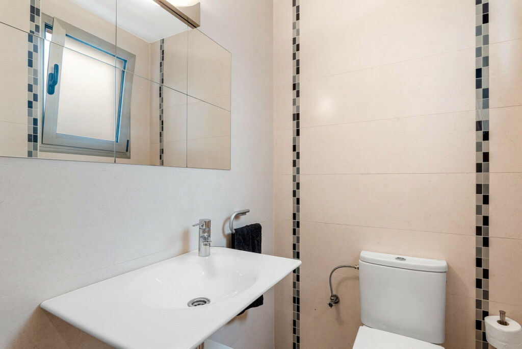Townhouse Guardamar del Segura Alicante - image 17