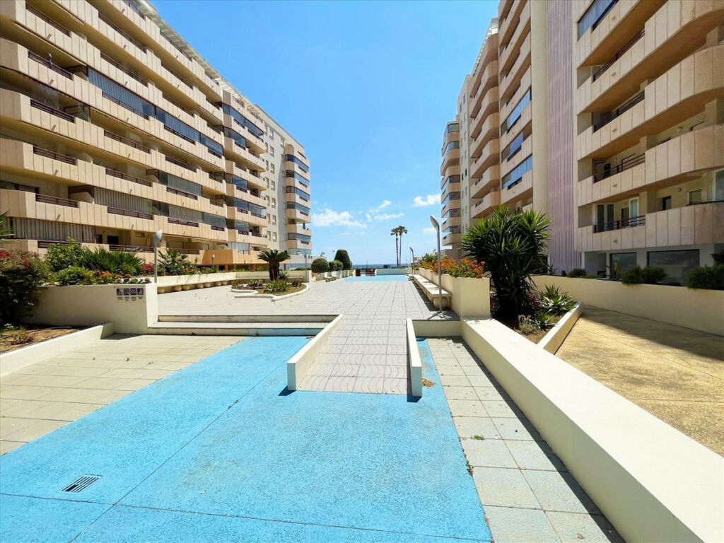 Middle Floor Apartment Calpe Alicante - image 18