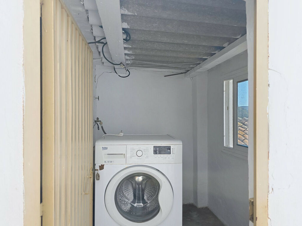 Townhouse Canillas de Aceituno Málaga - image 18